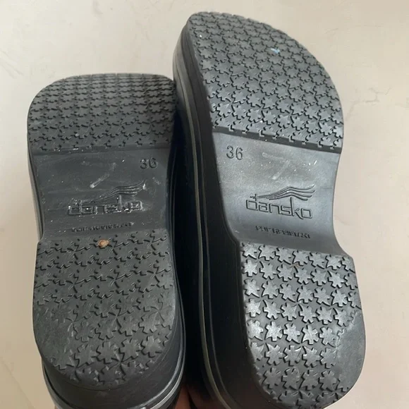 Dansko Womens Vail Black Coated Canvas Outdoor Ankle Rain Boots size 36 EU - Picture 8 of 10